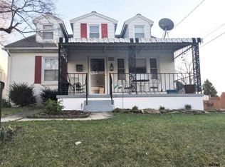 521 Locust St, Hanover, PA 17331