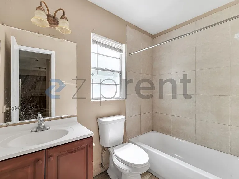 8117 N Mulberry St #B — Photo 7