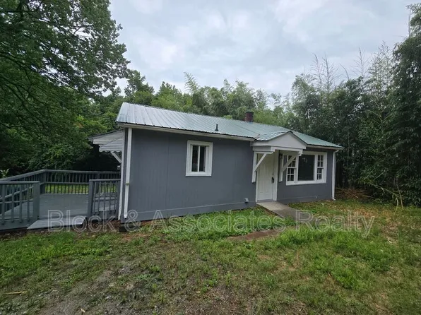 117 Plummer Dr, Archdale, NC 27263