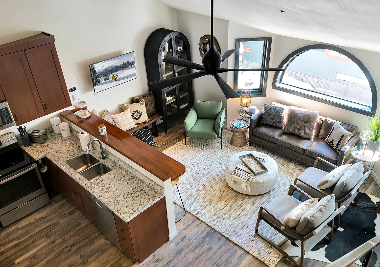 Lulu 6J Walk to Lift 7 + Pool & HotTub - 2Br+Loft, 3Ba, Sleeps 6 — Photo 2