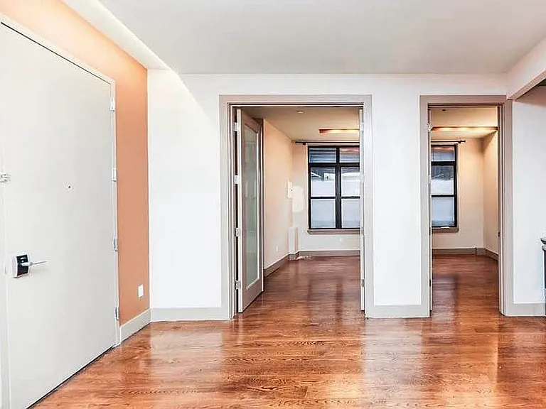 447 Meeker Ave #1A — Photo 6