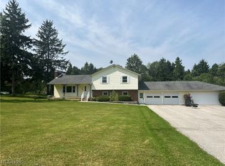 12572 Klatka Dr, Chardon, OH 44024