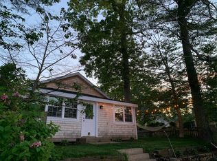52 Taylor Point Rd, Pembroke, MA 02359
