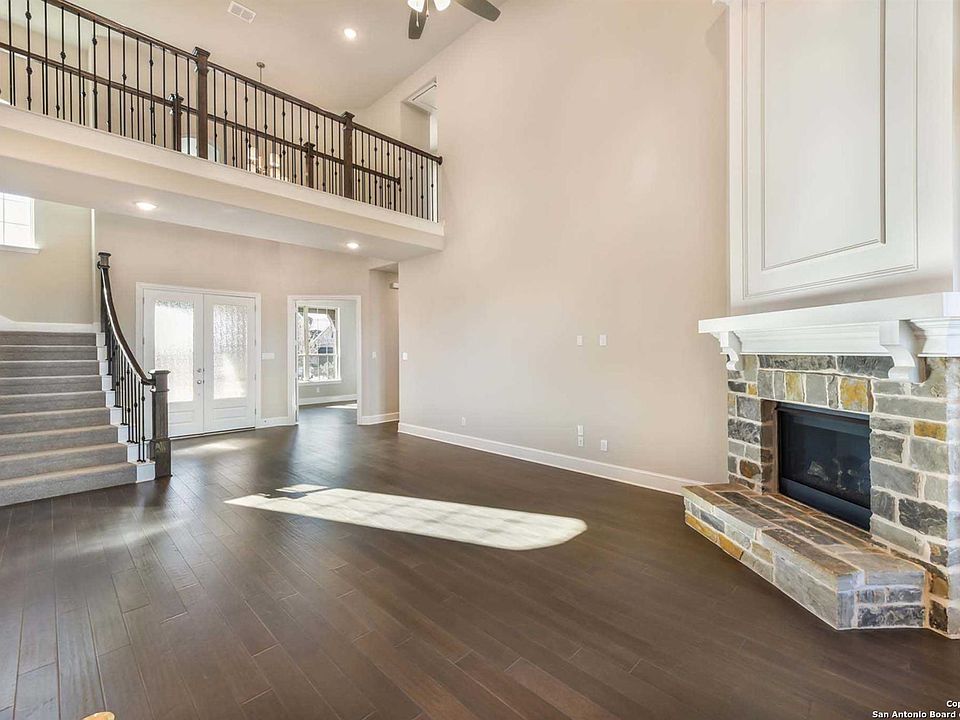 1st image of 116 Kingston Court