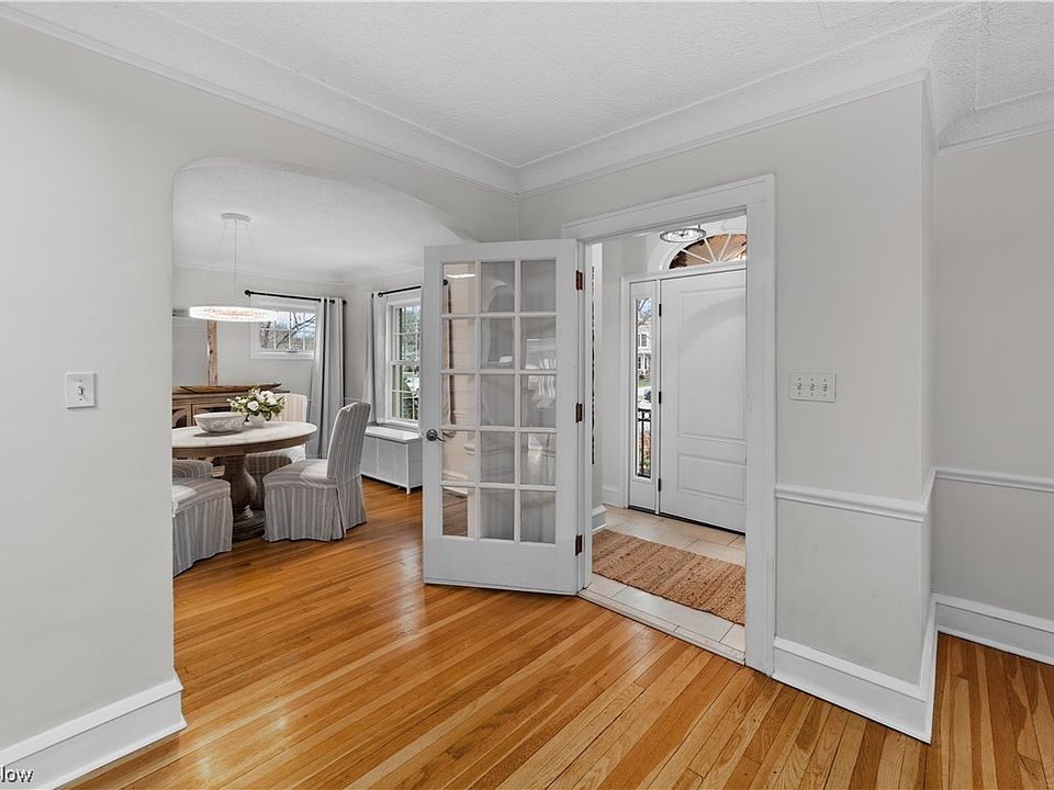 27030 Bruce Rd, Bay Village, OH 44140 Zillow