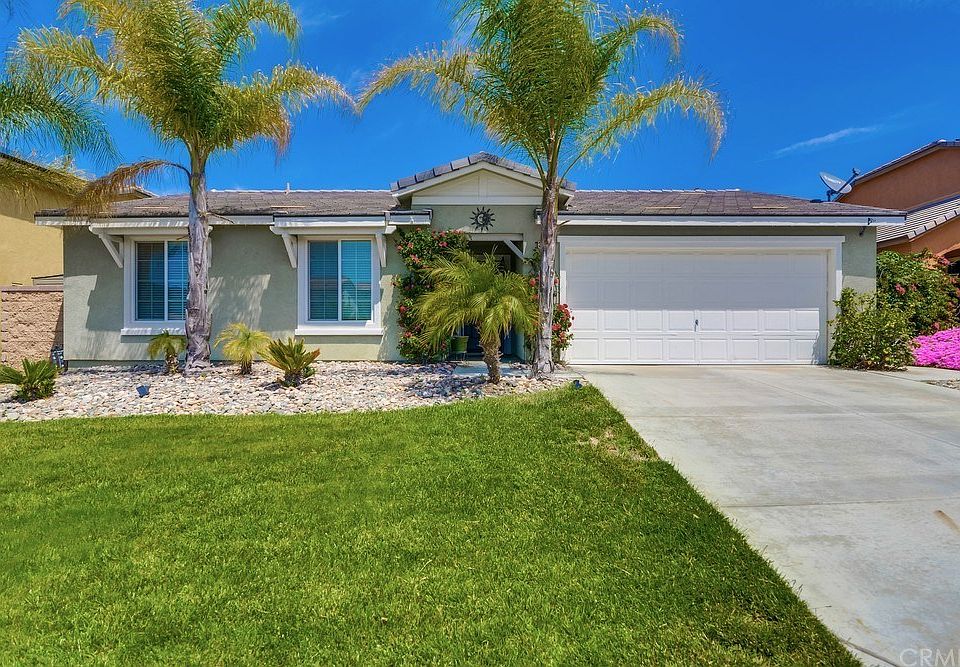 1st image of 34122 Hillside Dr