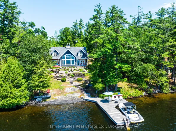1190 Parkers Point Rd, Gravenhurst, ON P1P 1R2