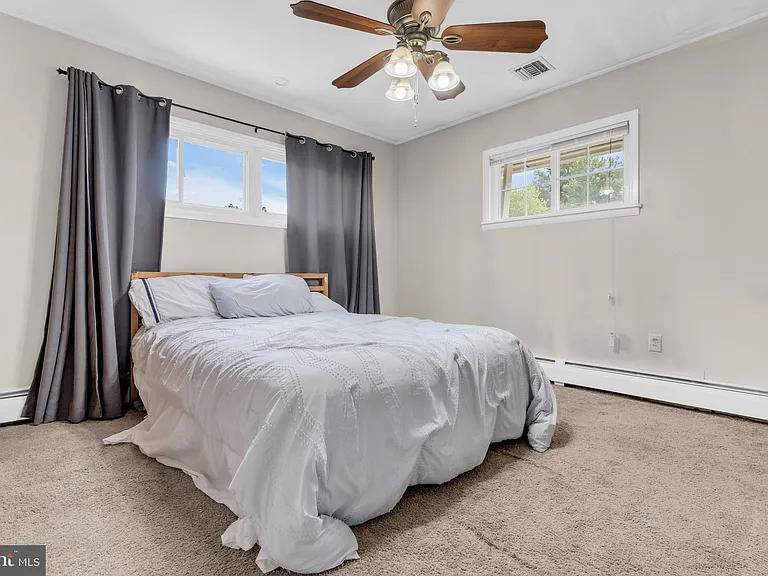 129 Plumbridge Dr — Photo 10