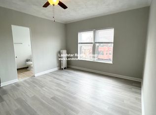 7637 N Rogers Ave #3W, Chicago, IL 60626