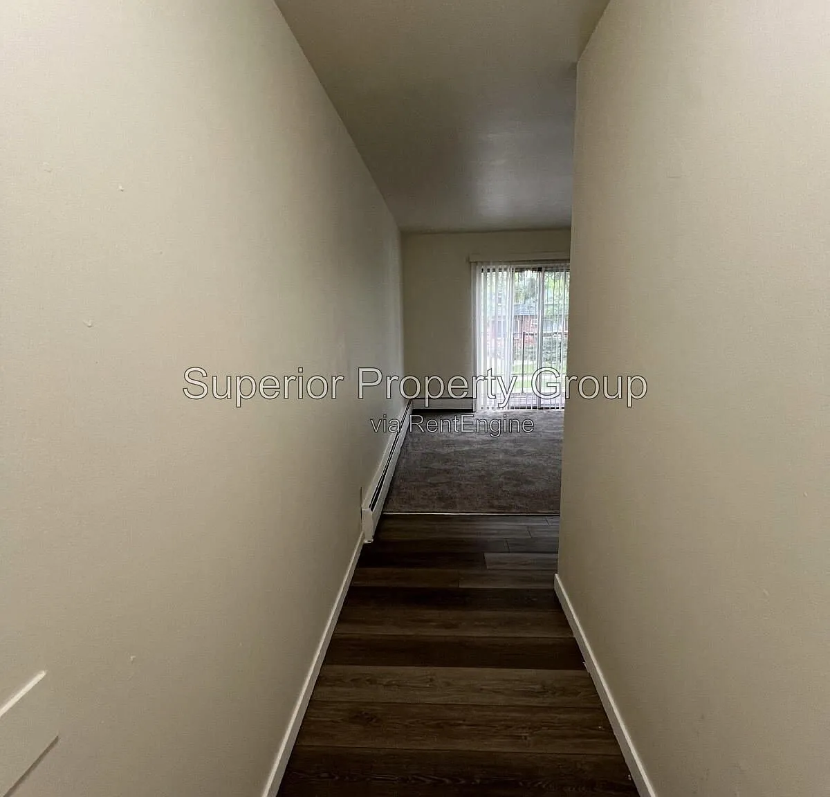 Studio, 1.0 bath, $950 — Photo 3