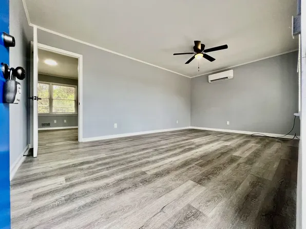 2901 Skyline Dr, Macon, GA 31211