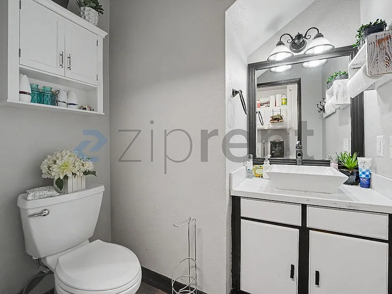 4703 Karling Pl — Photo 17
