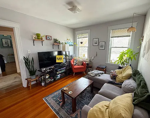 48 Fairbanks St #3 Photo 1