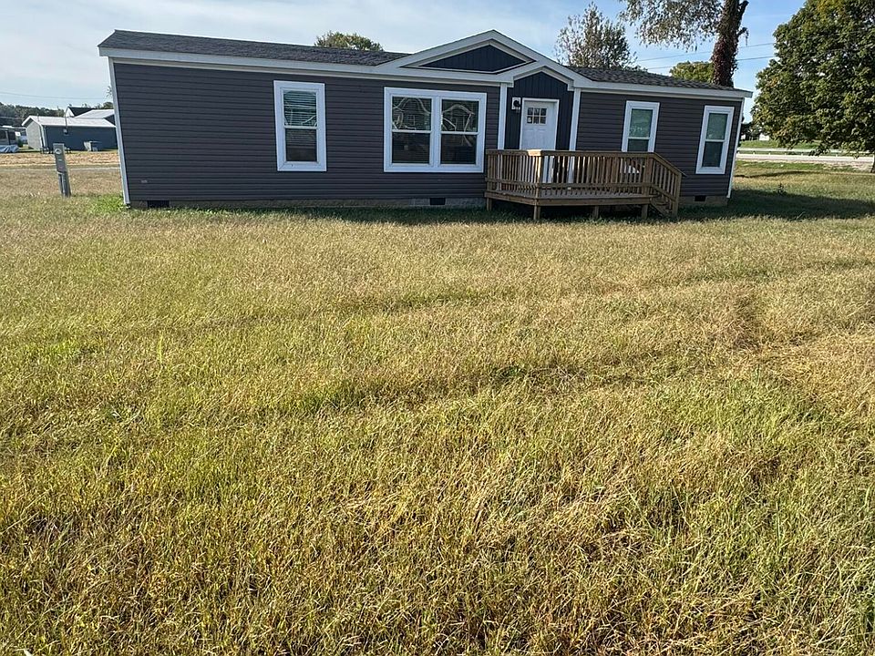 1st image of 20 Drew Ln