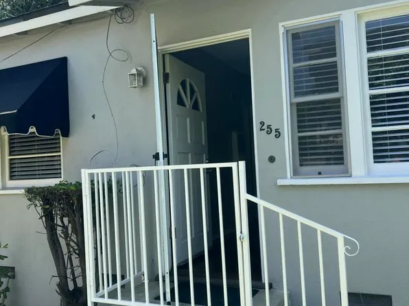 255 E Center St, Covina, CA 91723