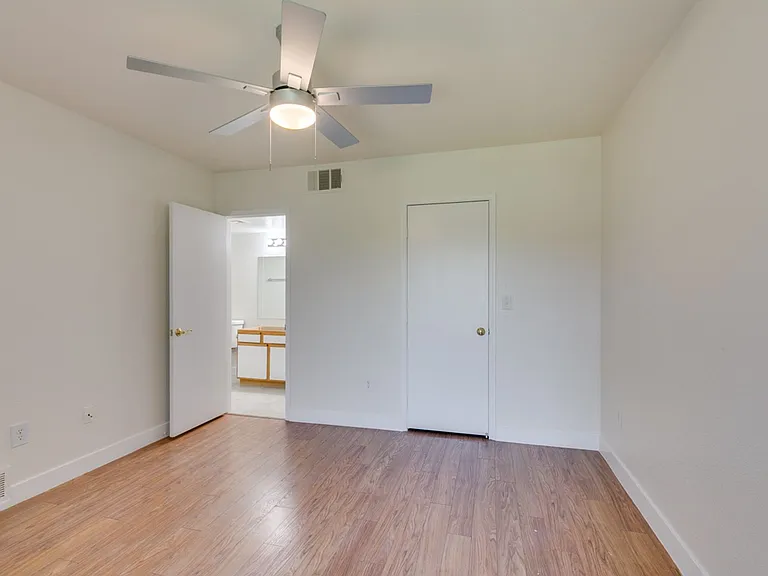 6650 W Warm Springs Rd #2118-16 — Photo 23