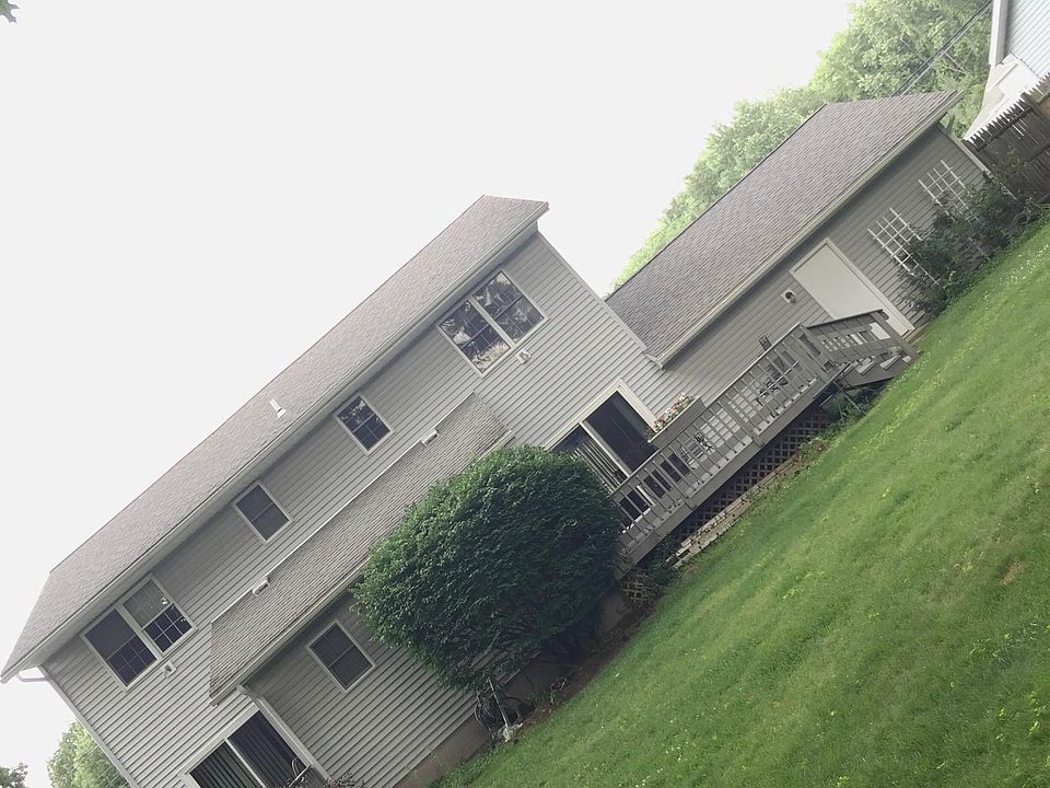 2nd image of 2338 Curry Rd