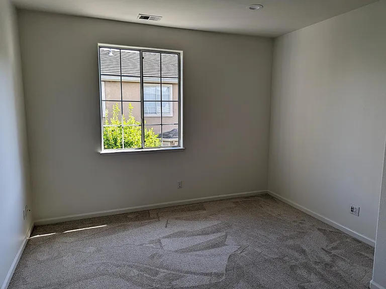 858 Romani Ct — Photo 14