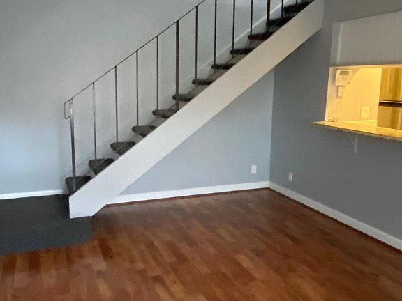 5th image of 826 E Tiffany Dr APT 2