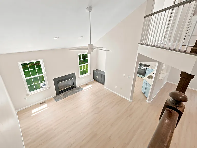 703 Porter Way W — Photo 12