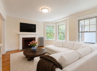33-37 Concord Ave #18, Cambridge, MA 02138