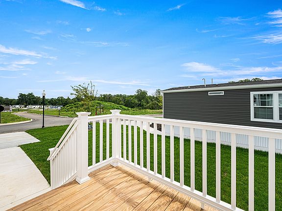 Exterior Image-2-Redman 64 JV Honey Ridge