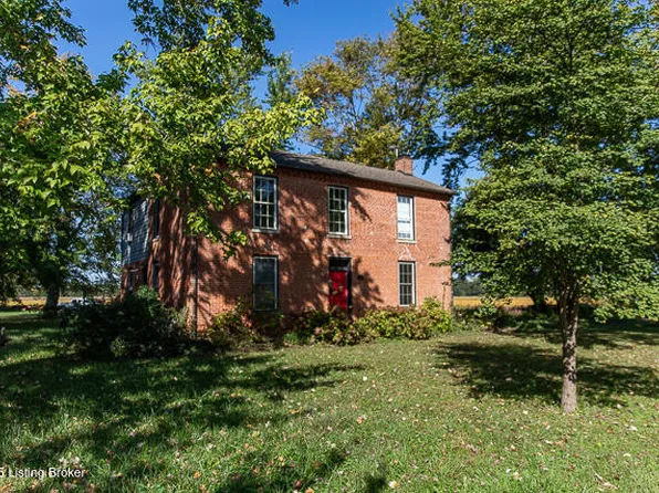 370 Thornton Rd, Hanover, IN 47243