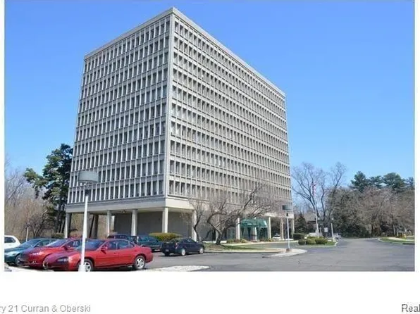 22700 Garrison St APT 807, Dearborn, MI 48124