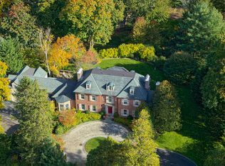 8 Windcrest Rd, Rye, NY 10580