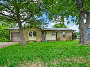 2442 Fulton Dr, Mesquite, TX