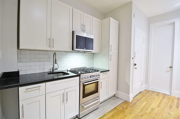 Rented by Julianna Realty Corp | media 13