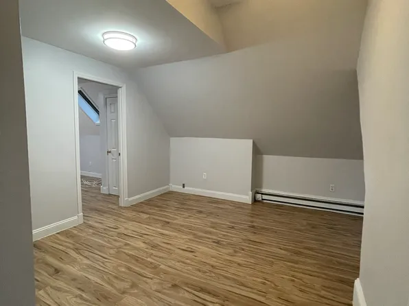 337 Centre St Floor 3, Jamaica Plain, MA 02130