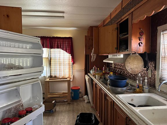 5th image of 340 Garland Road
