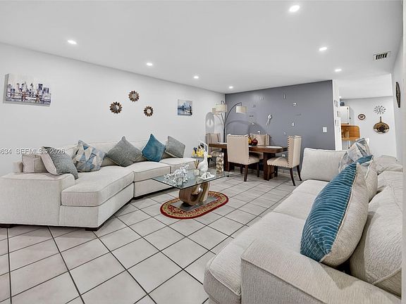 5th image of 13755 SW 24th St