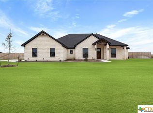 1436 King Ranch Rd, Salado, TX 76571