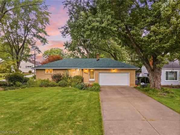 6217 Brookside Rd, Independence, OH 44131