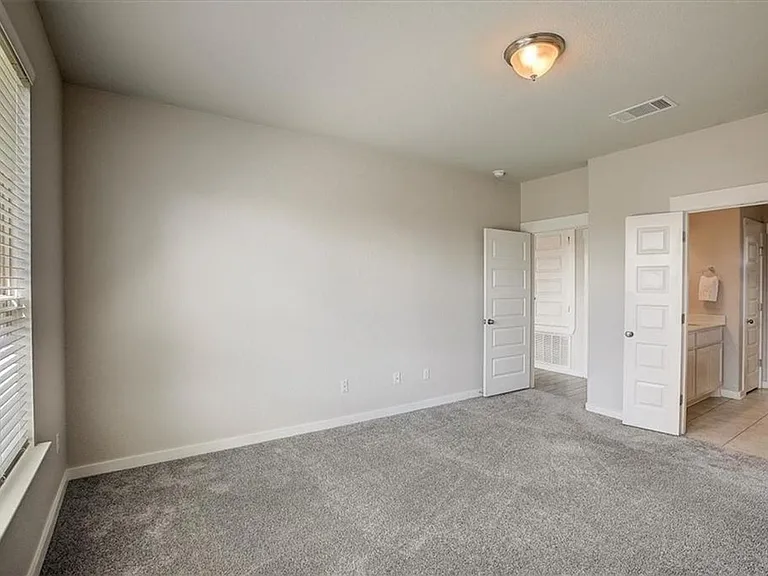 216 Trellis Blvd — Photo 15
