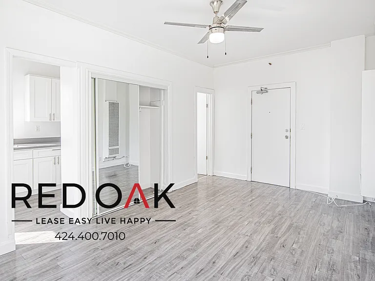 1454 W 3rd St #203 — Photo 2