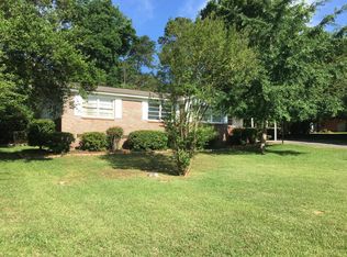 2540 Yorkmont Dr, Vestavia Hills, AL 35226