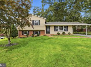 4414 Glenn Rose St, Fairfax, VA 22032