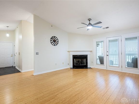 3rd image of 1694 Waterstone Blvd APT 208