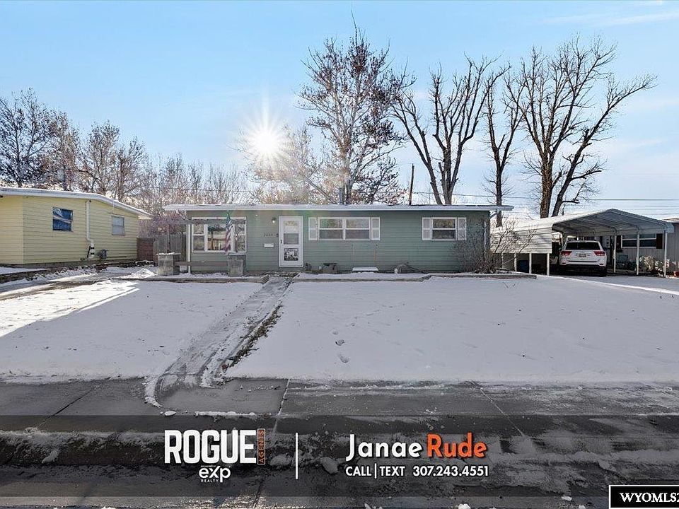 1st image of 2044 Laramie Street
