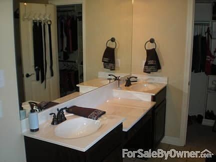 5th image of 2516 Meadowglen Ct