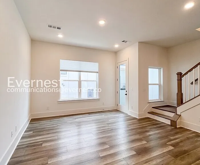 206 N 9th St #D — Photo 9