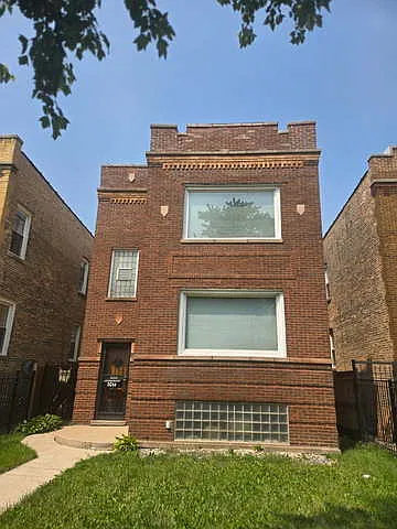 1644 N Luna Ave #1