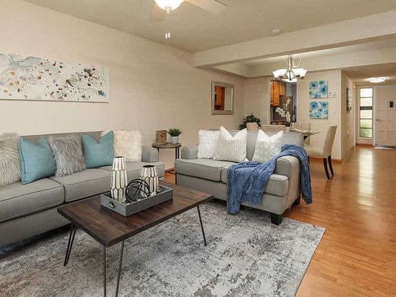 3rd image of 5560 Cribari Cir