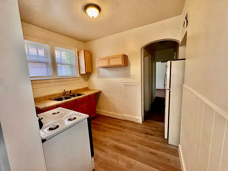 2681 Pasadena St #2 — Photo 7