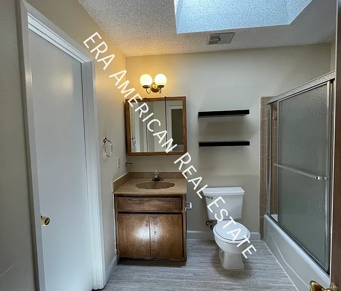 419 Hollywood Blvd NW #B — Photo 17