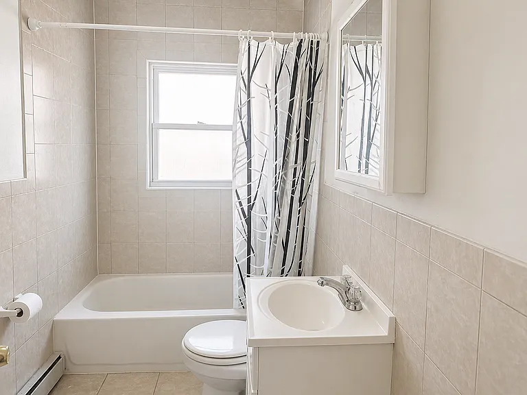 20 Shanley St #1L — Photo 5