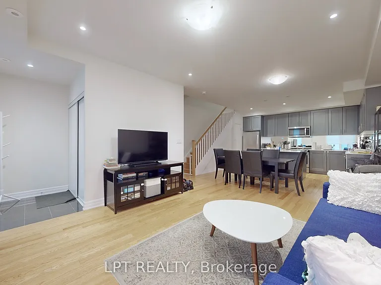 1180 Cawthra Rd #110 — Photo 13